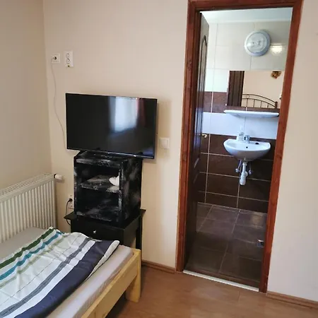 Motel, Vigado Csarda