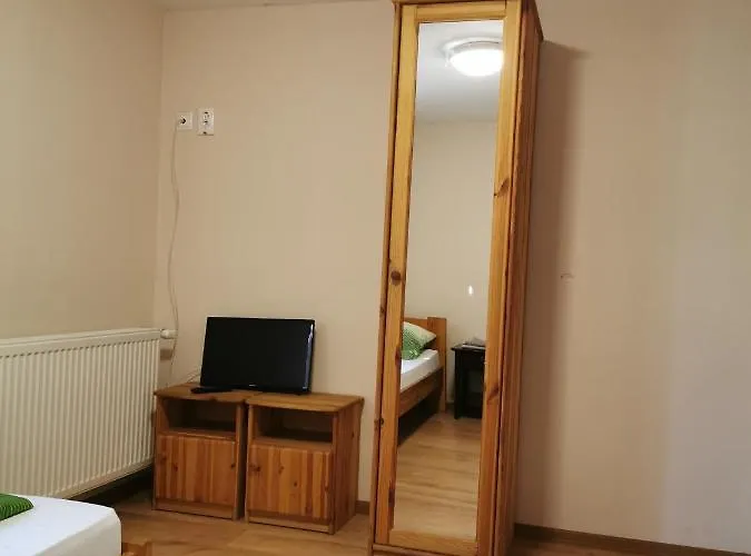 Motel, Vigado Csarda Nocleg ze śniadaniem
